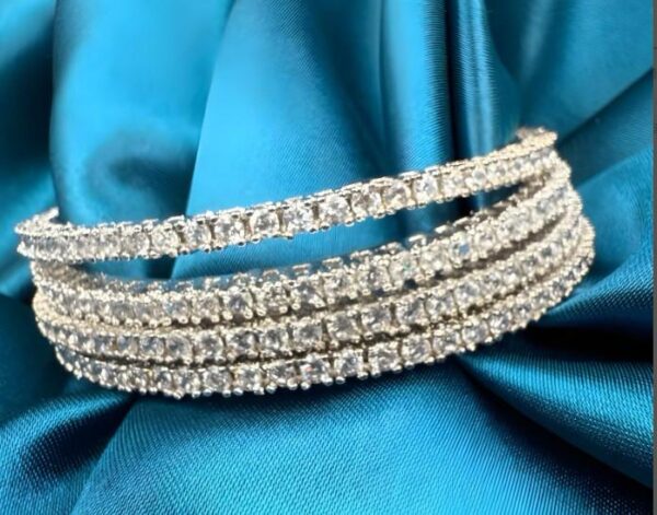 SINGLE LINE SOLITAIRE AMERICAN DIAMOND BANGLES